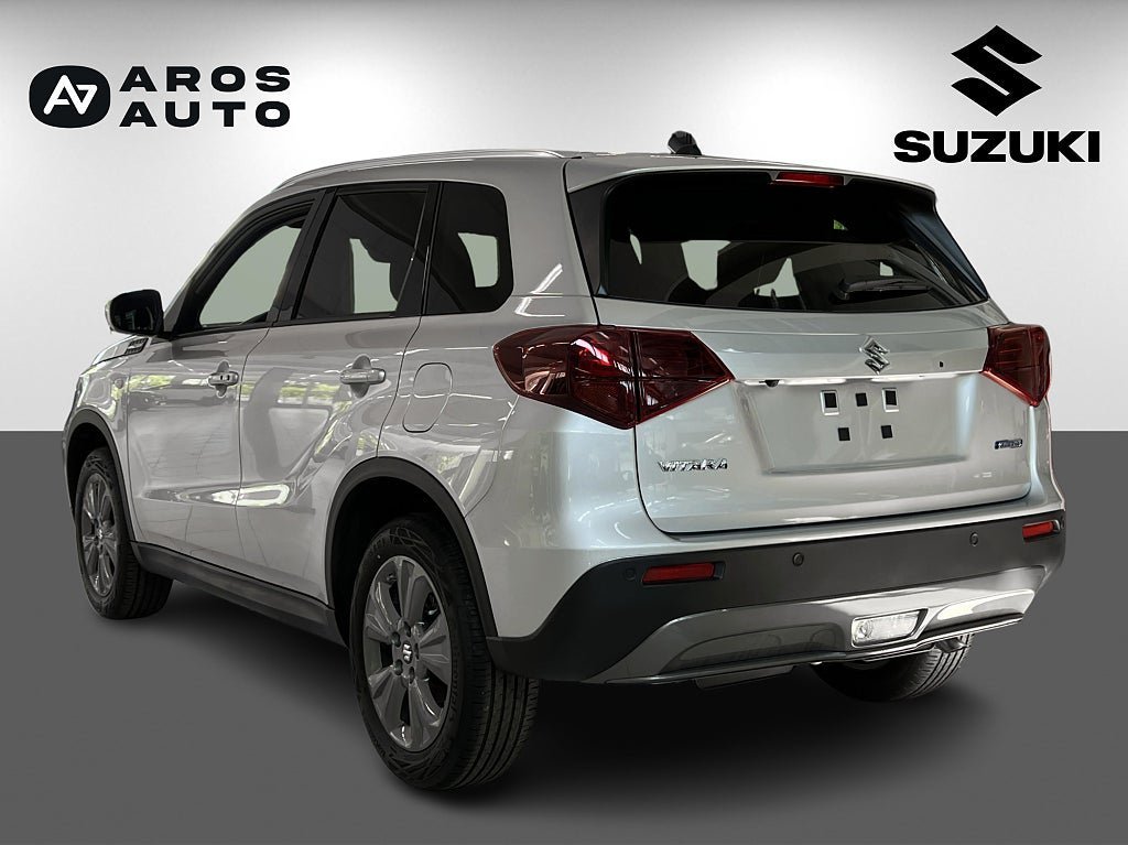Vehicle Image 6