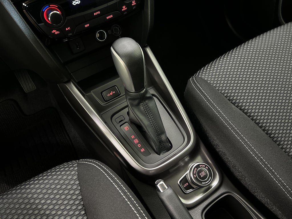 Vehicle Image 13