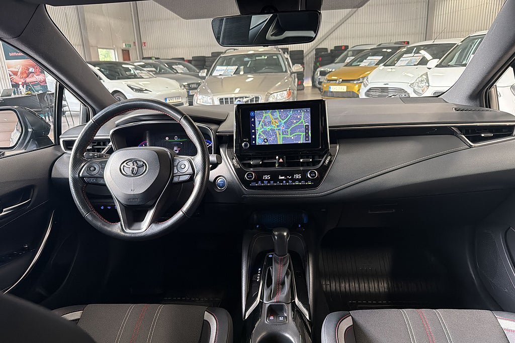 Vehicle Image 12