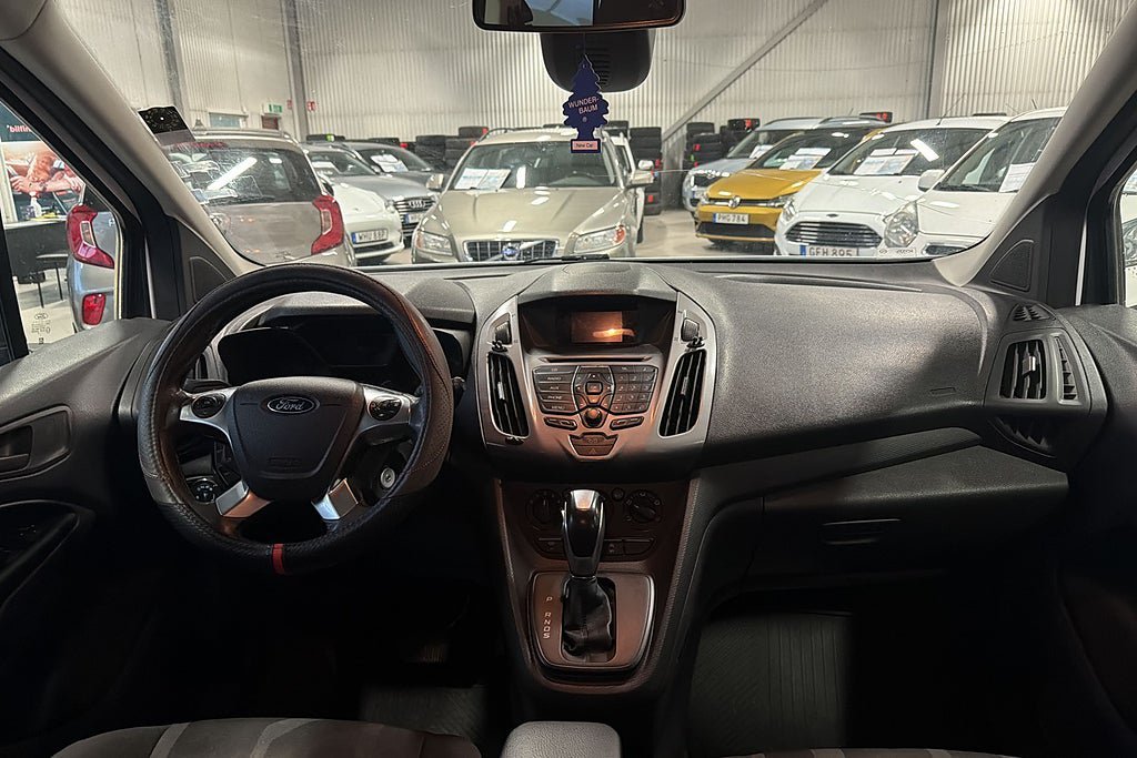 Vehicle Image 12