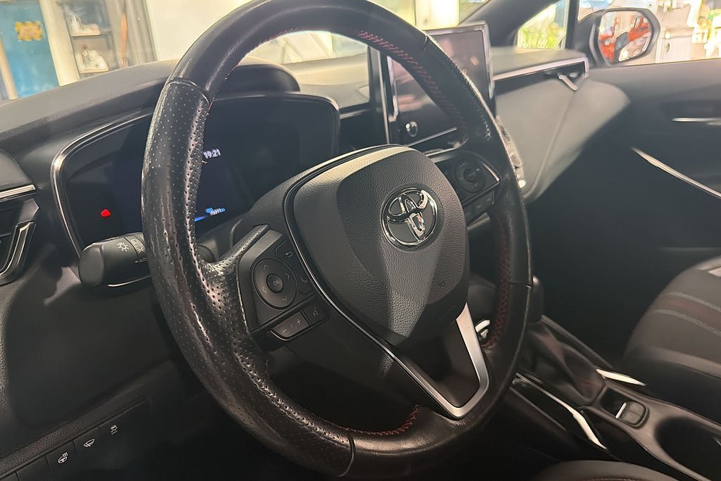 Vehicle Image 17