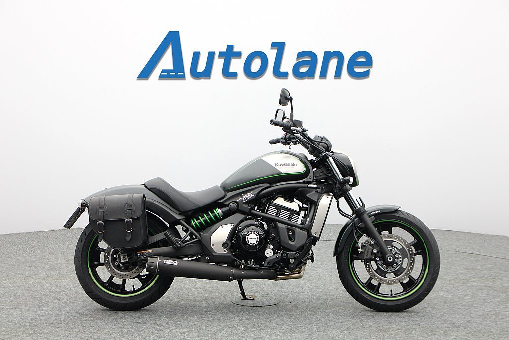 Vehicle Image 6