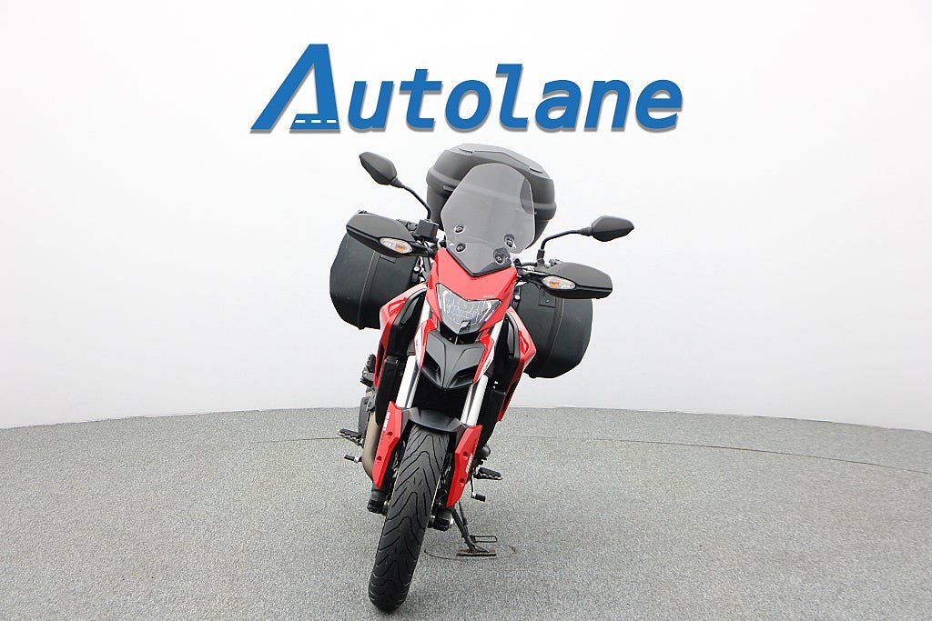Vehicle Image 7