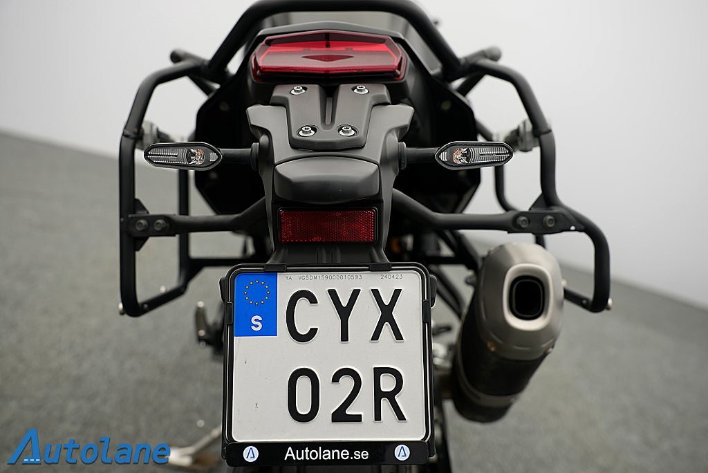 Vehicle Image 16