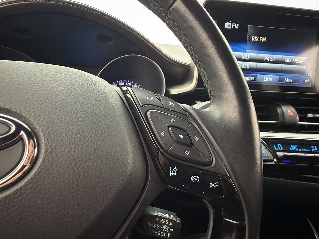 Vehicle Image 19