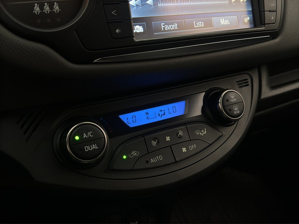 Vehicle Image 17