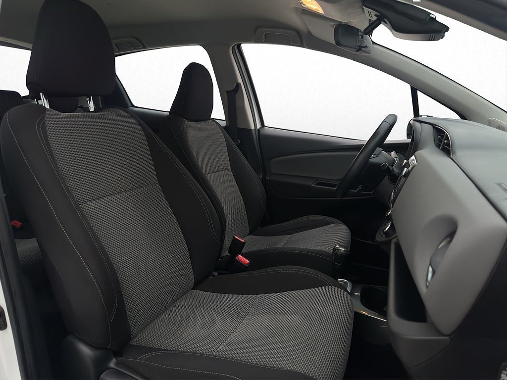 Vehicle Image 19