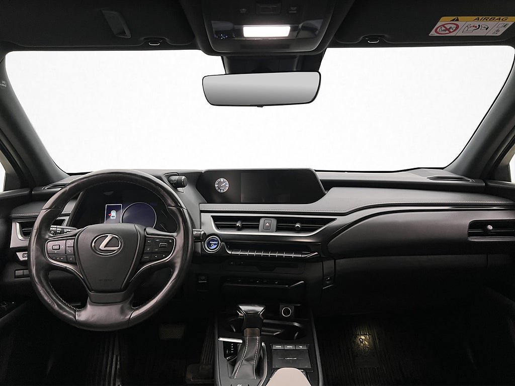 Vehicle Image 12