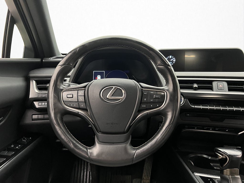 Vehicle Image 13