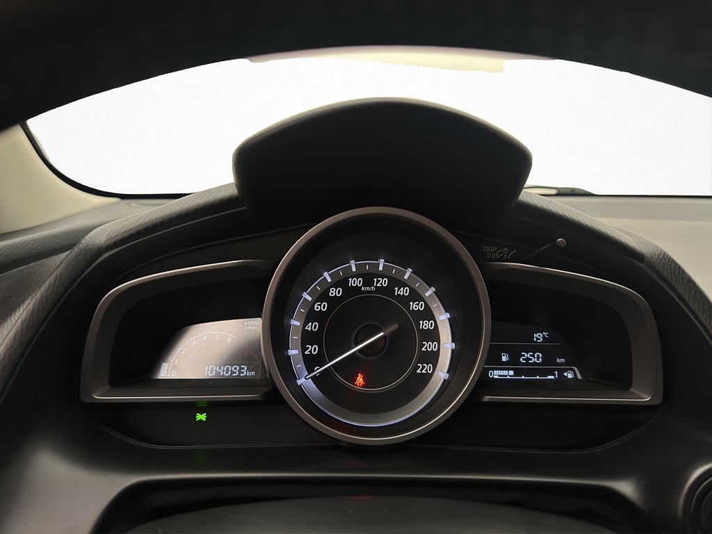 Vehicle Image 16