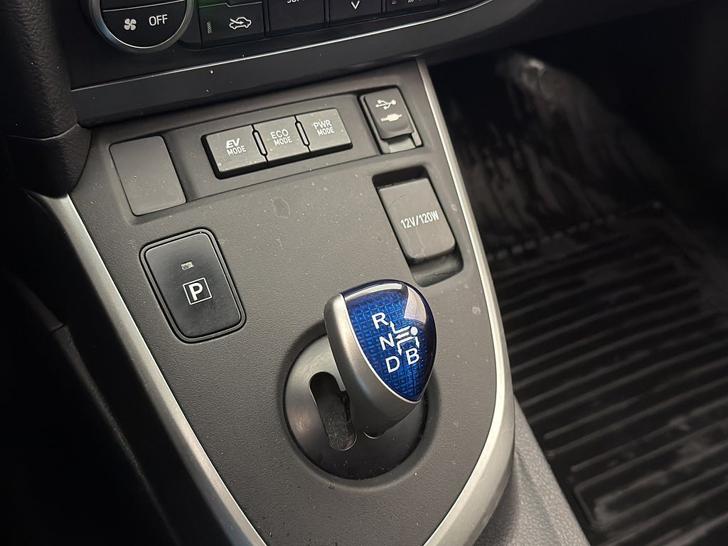 Vehicle Image 23