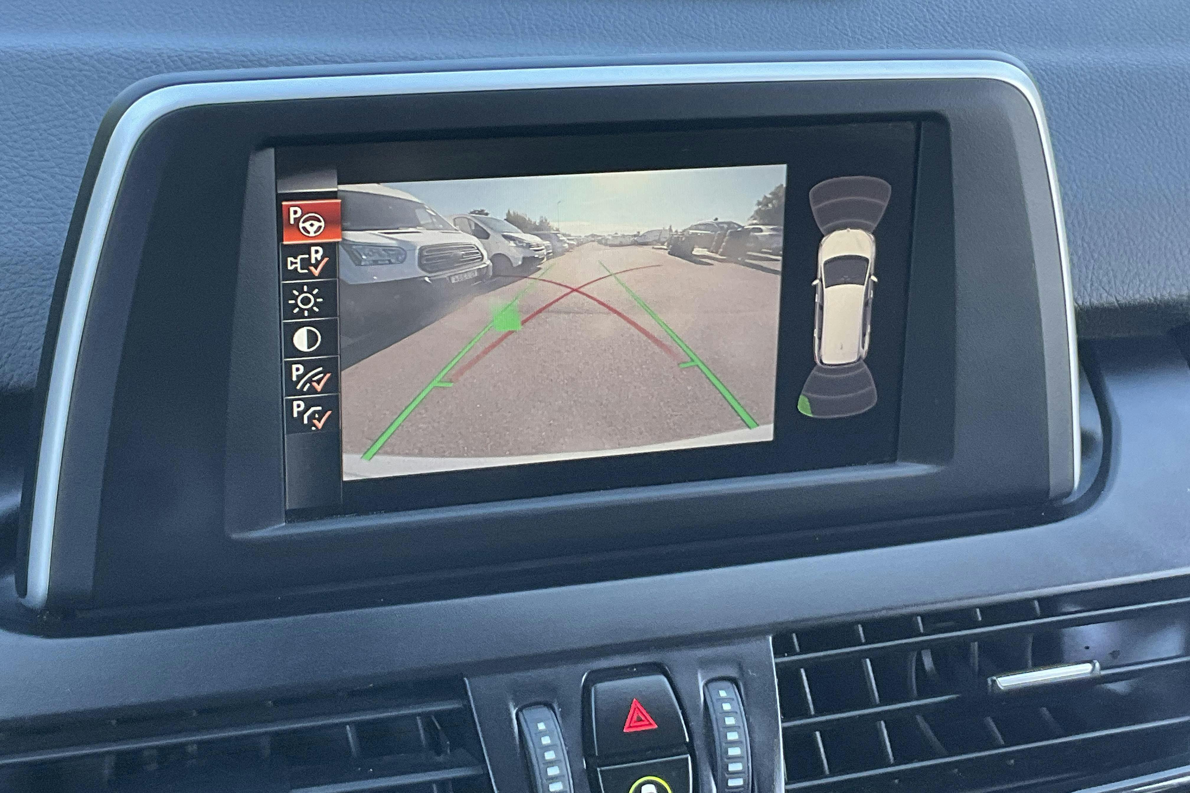 Vehicle Image 13