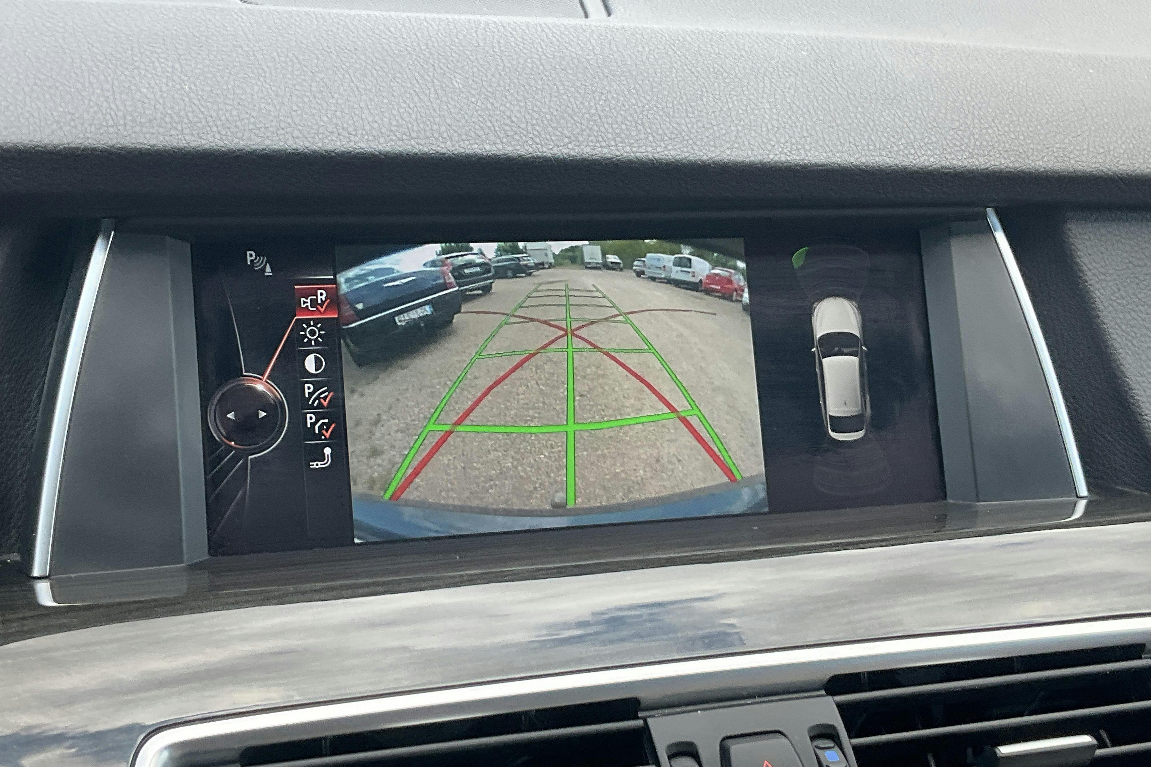 Vehicle Image 13