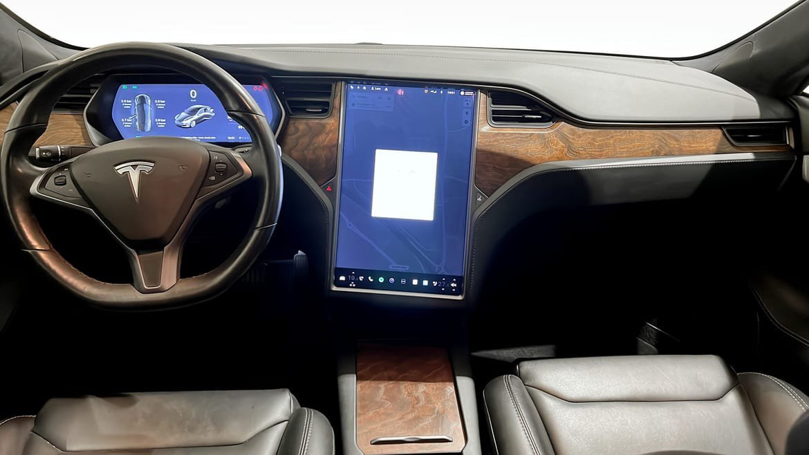 Vehicle Image 11