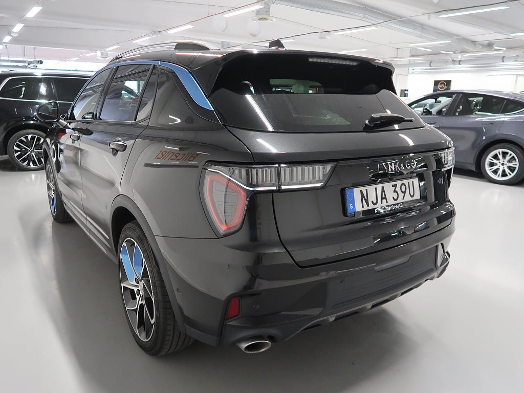 Vehicle Image 8
