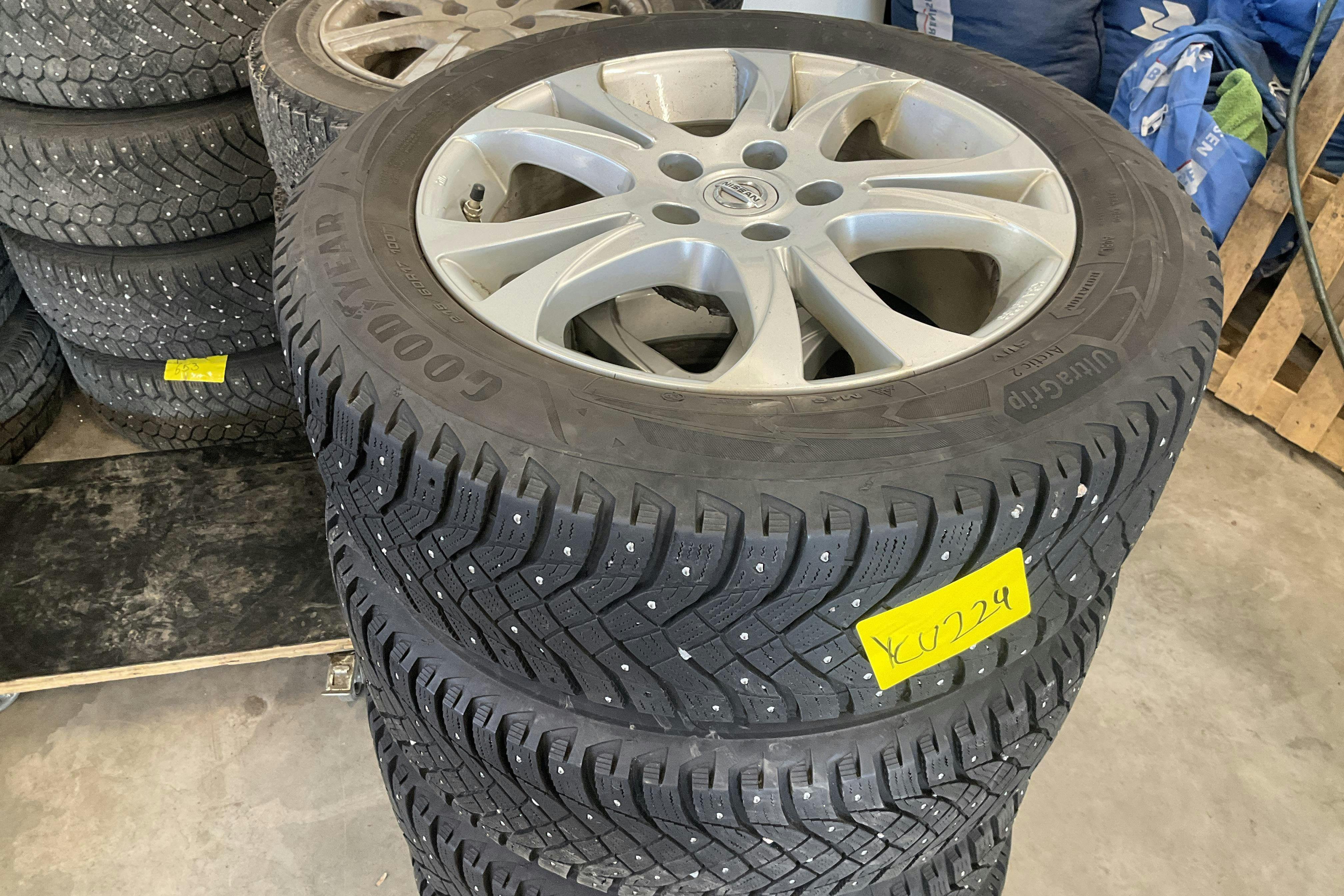 Vehicle Image 14