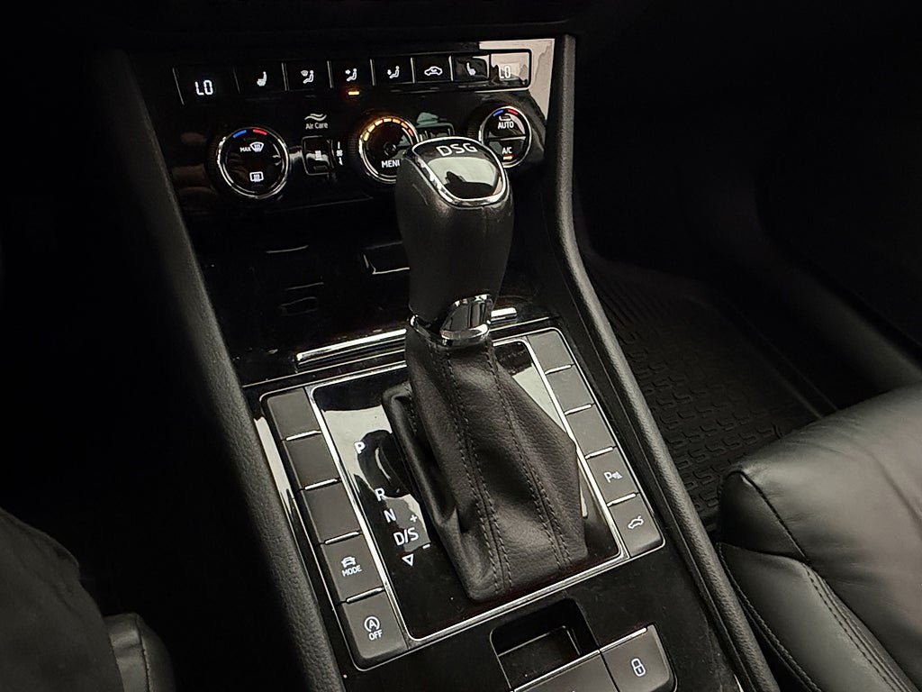 Vehicle Image 26
