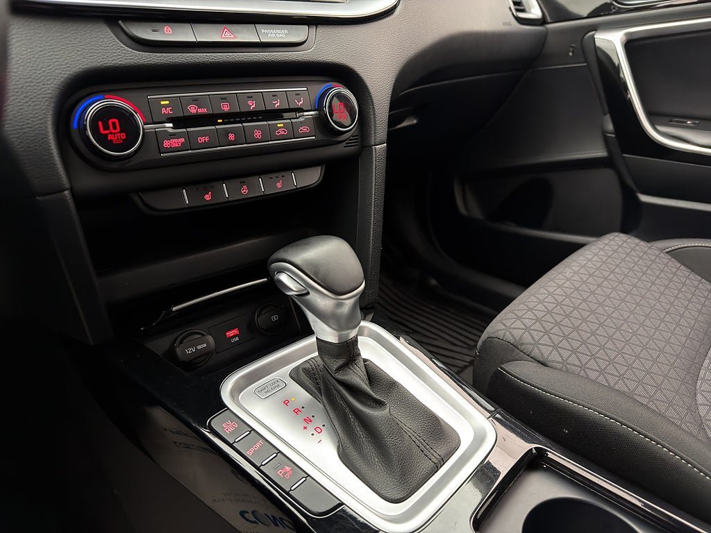 Vehicle Image 28