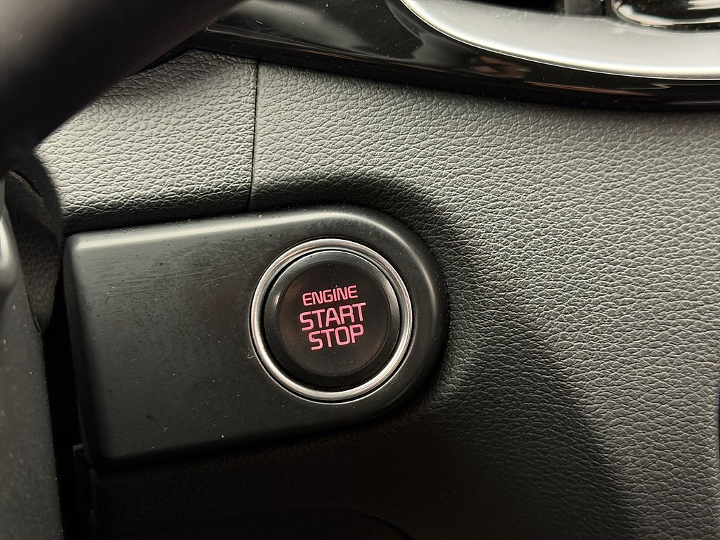 Vehicle Image 29