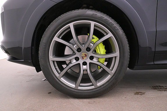 Vehicle Image 26