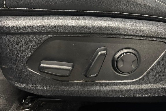 Vehicle Image 27