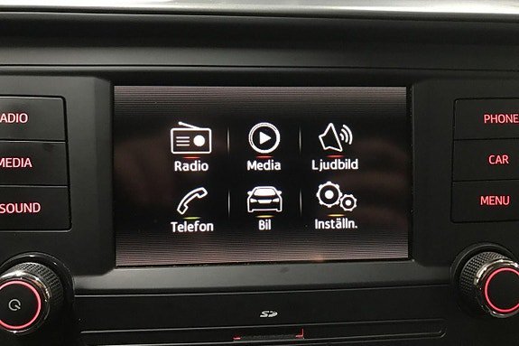 Vehicle Image 18