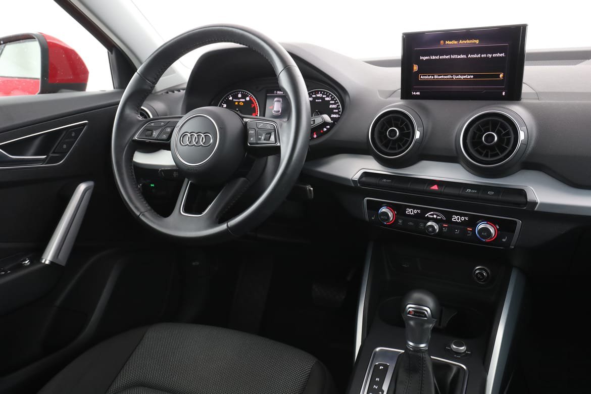 Vehicle Image 14