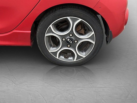 Vehicle Image 22