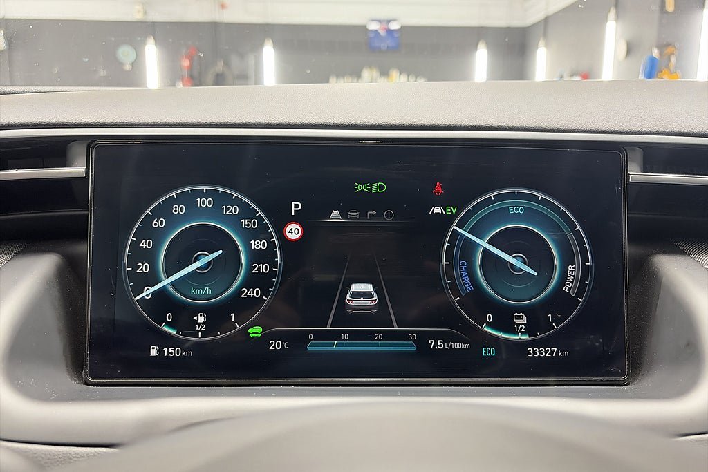 Vehicle Image 14