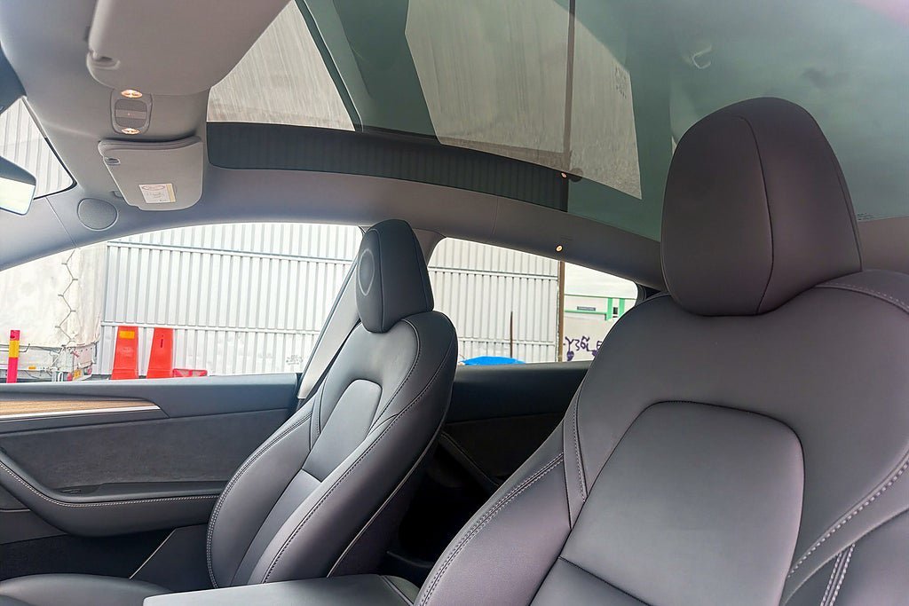 Vehicle Image 17