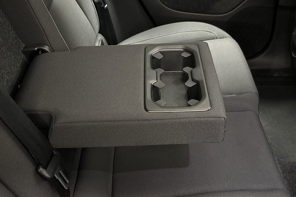Vehicle Image 16