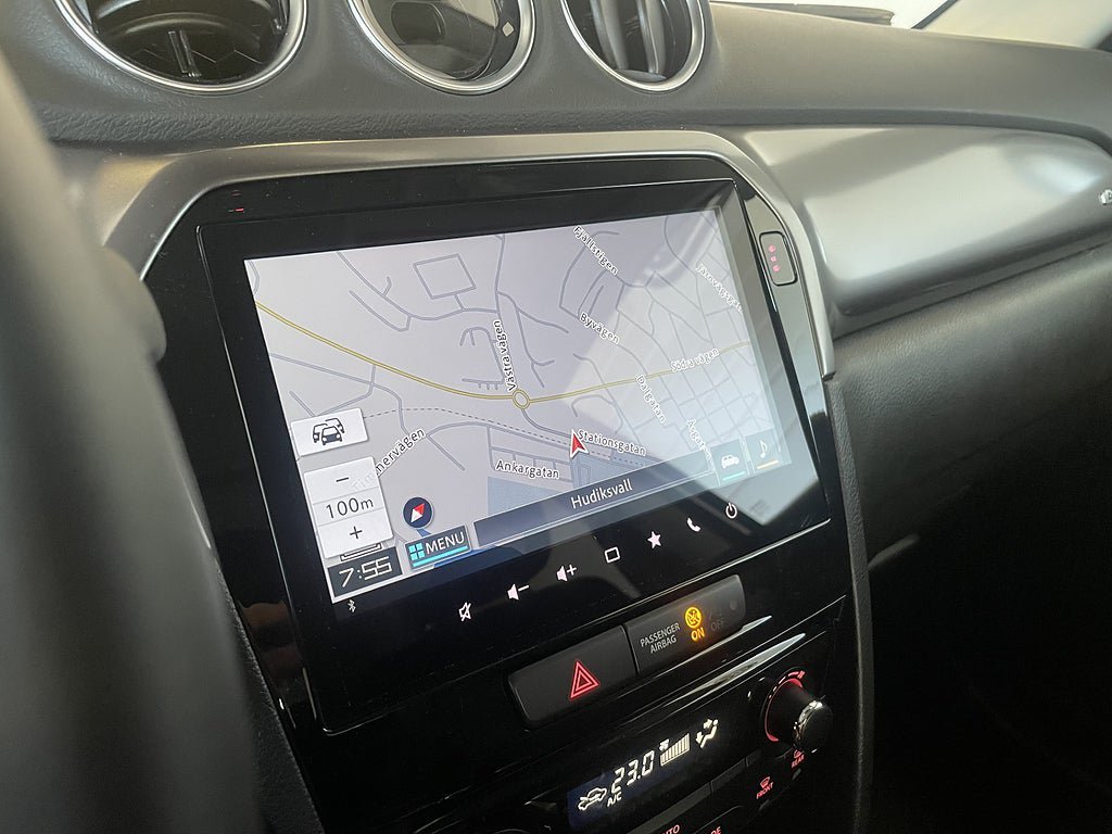 Vehicle Image 11