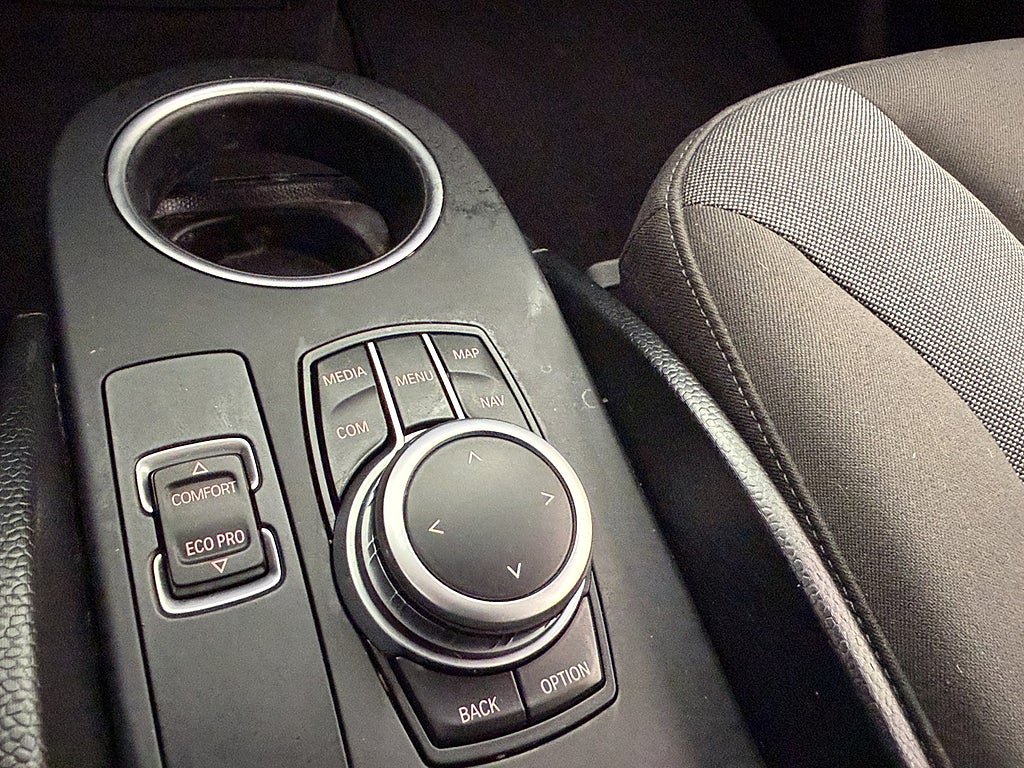 Vehicle Image 26