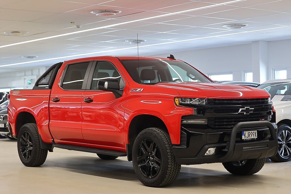 Vehicle Image 6