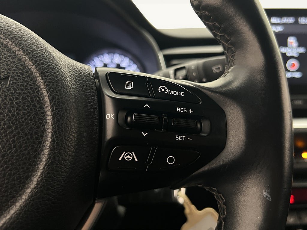 Vehicle Image 27
