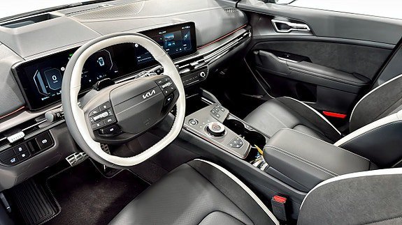 Vehicle Image 8