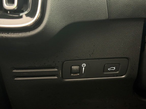 Vehicle Image 29