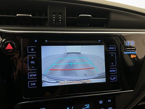 Vehicle Image 22