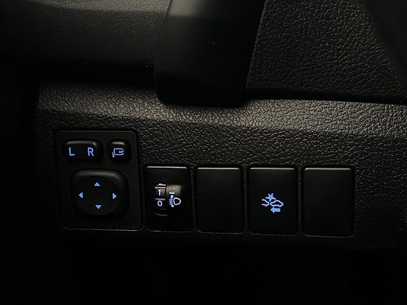 Vehicle Image 27