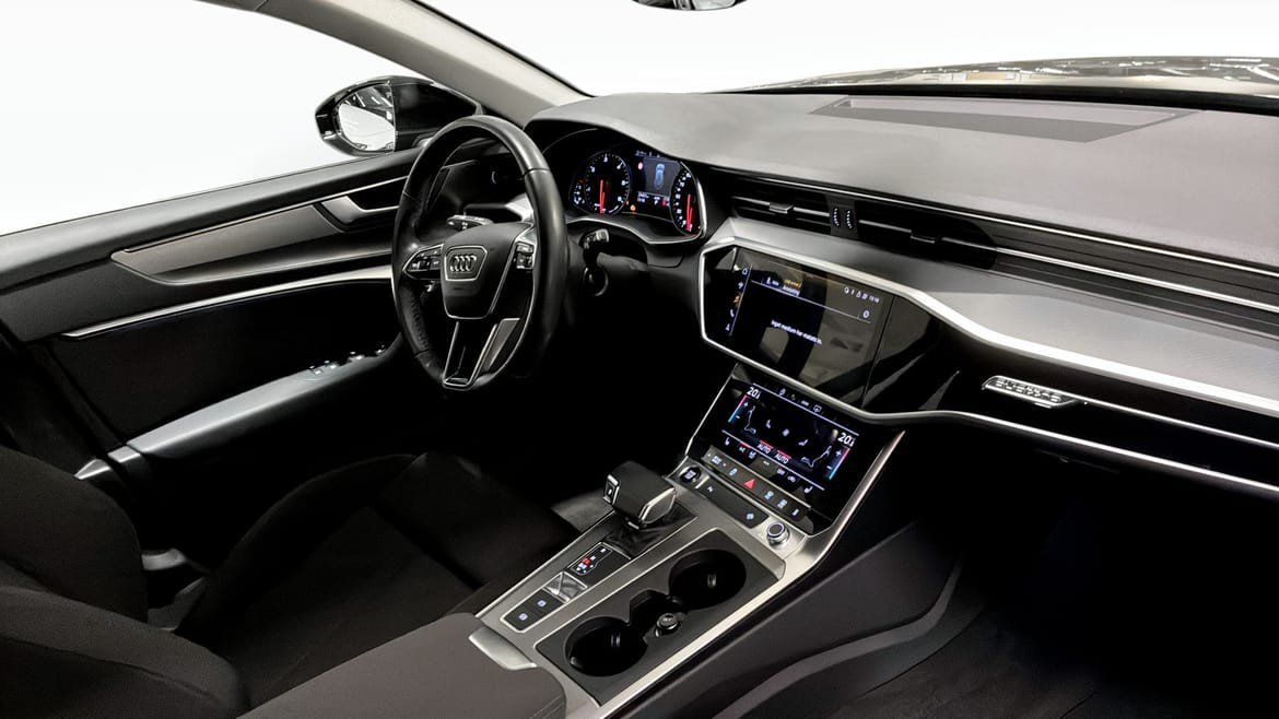 Vehicle Image 11