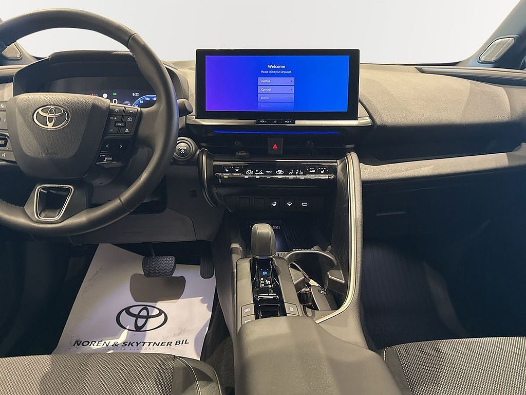 Vehicle Image 9