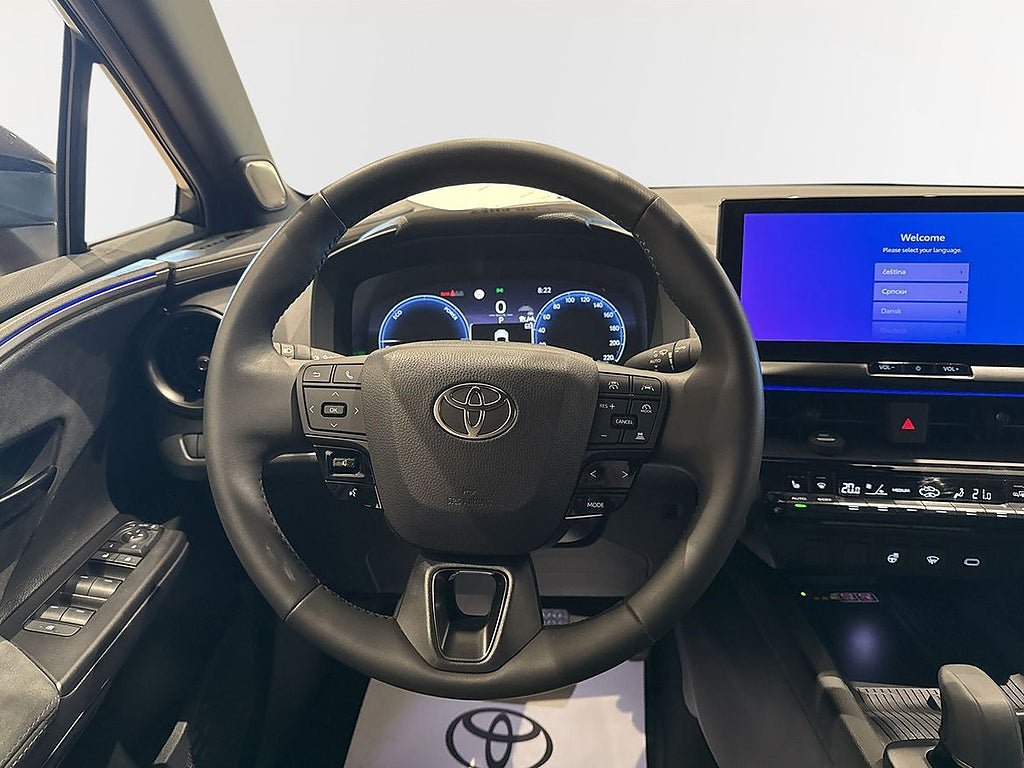 Vehicle Image 10