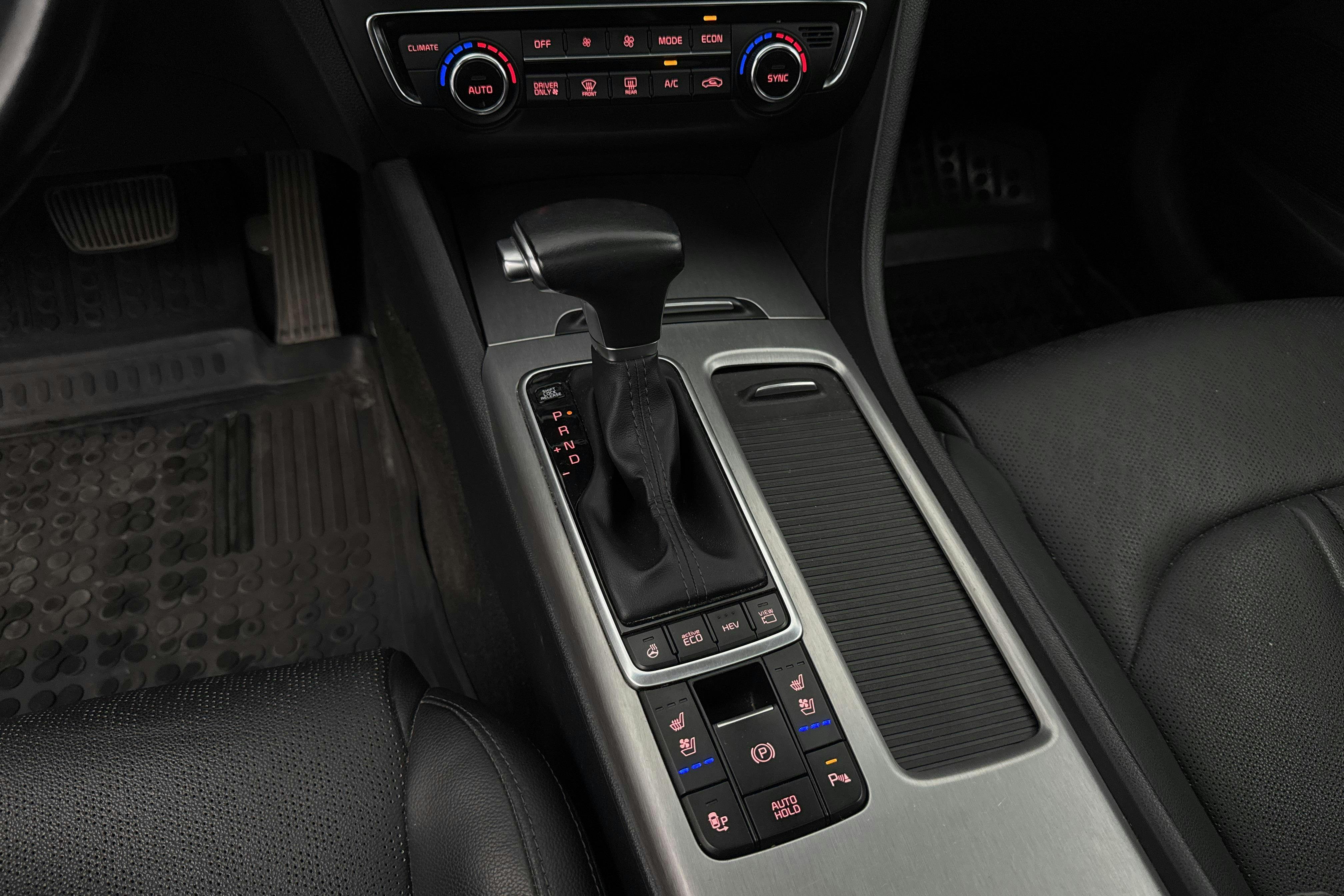 Vehicle Image 18