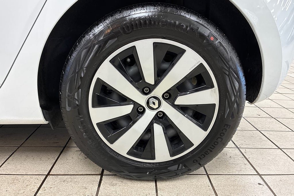 Vehicle Image 17