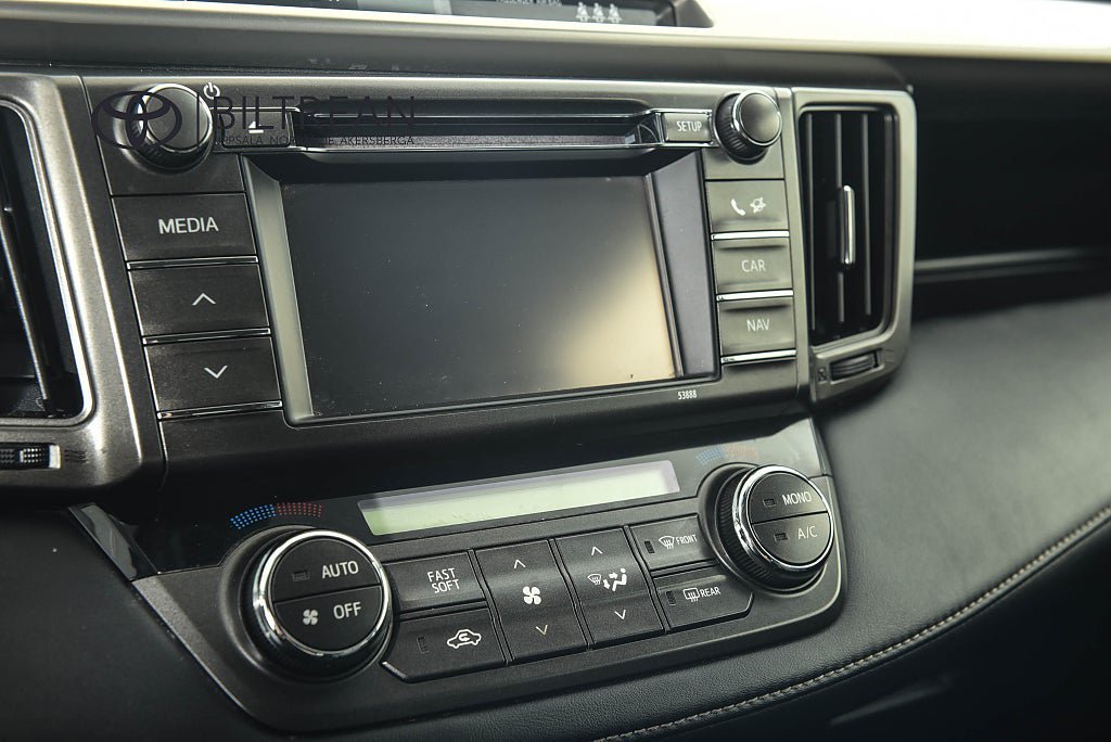 Vehicle Image 17