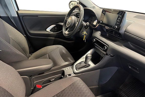 Vehicle Image 7