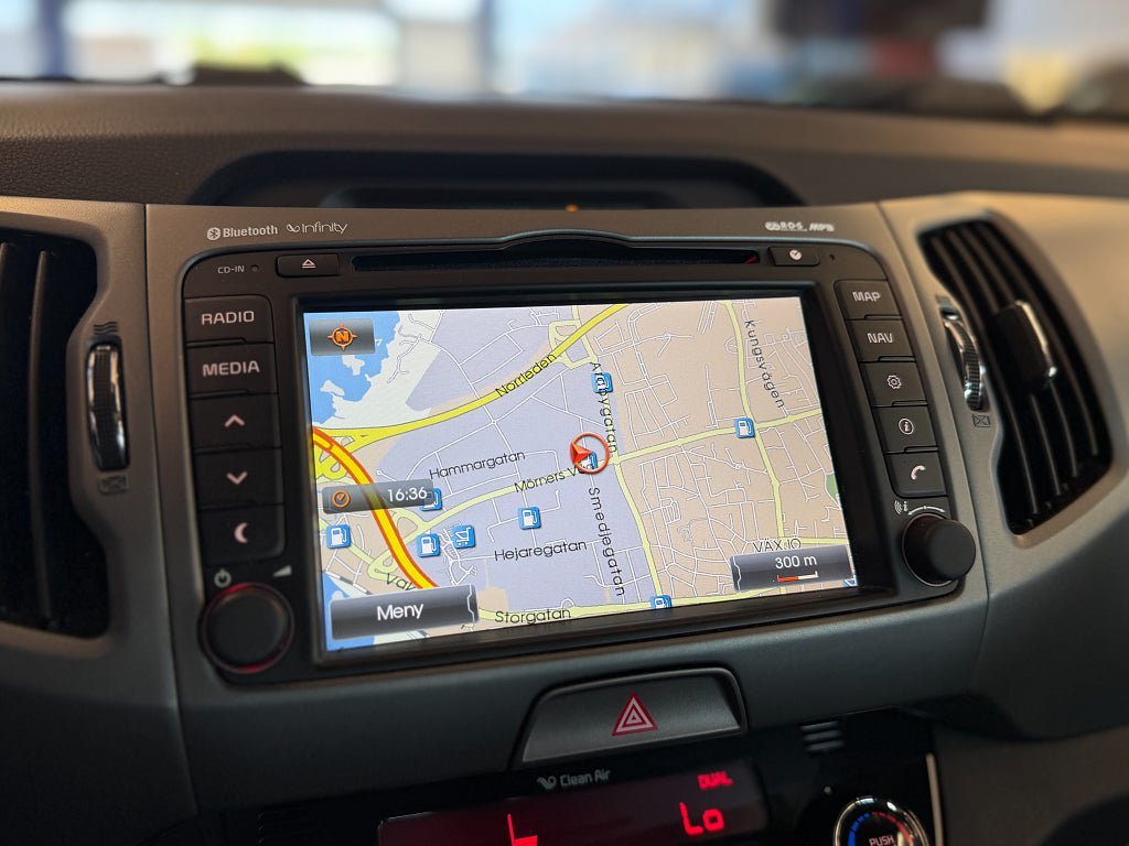 Vehicle Image 22