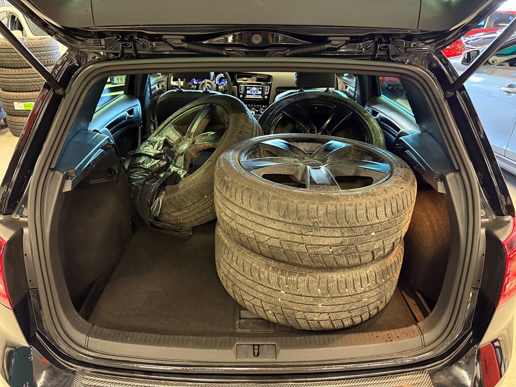 Vehicle Image 29