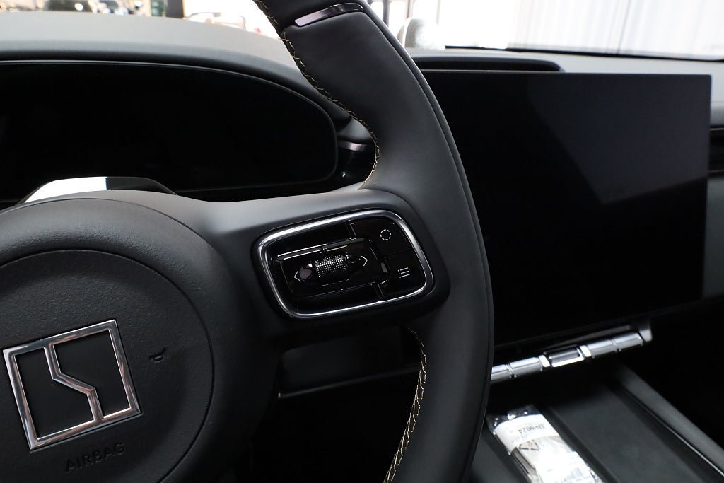 Vehicle Image 22