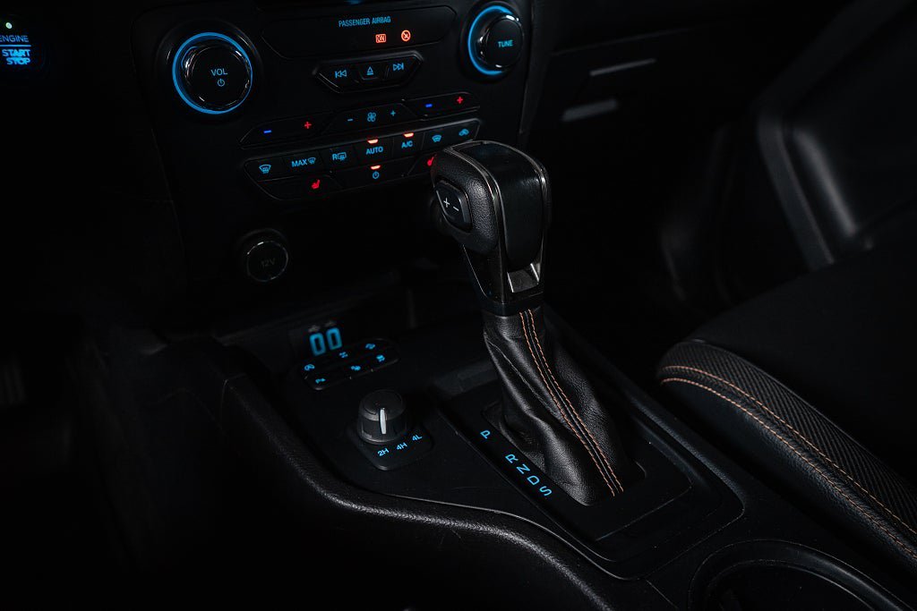 Vehicle Image 28